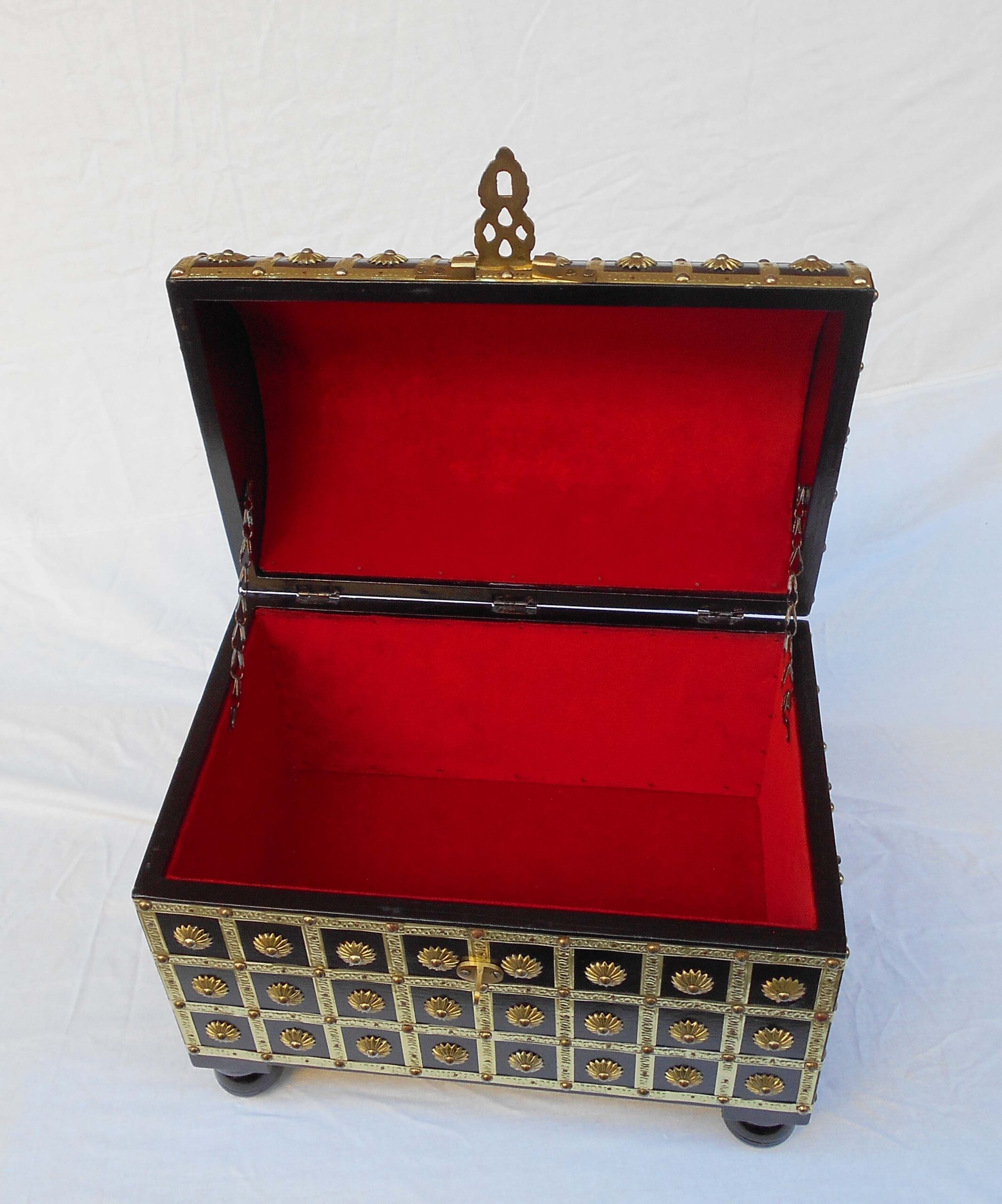 naayaab craft wooden jewelry box – beautifully handcrafted with exquisite artisan detailing naayaab craft wooden jewelry box – beautifully handcrafted with exquisite artisan detailing